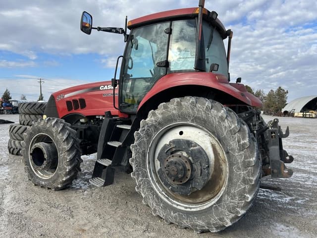 Image of Case IH Magnum 275 equipment image 2