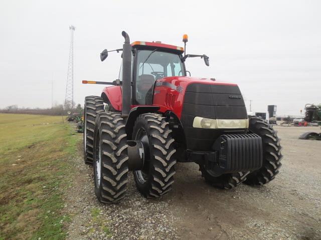 Image of Case IH Magnum 305 equipment image 4