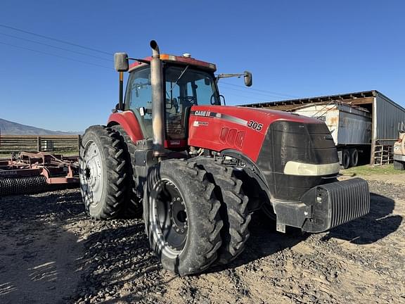 Image of Case IH Magnum 305 equipment image 1
