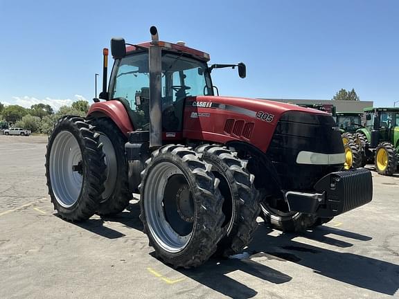 Image of Case IH Magnum 305 equipment image 2