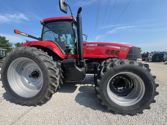 Image of Case IH Magnum 305 equipment image 2