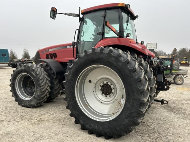 Image of Case IH MX275 equipment image 4