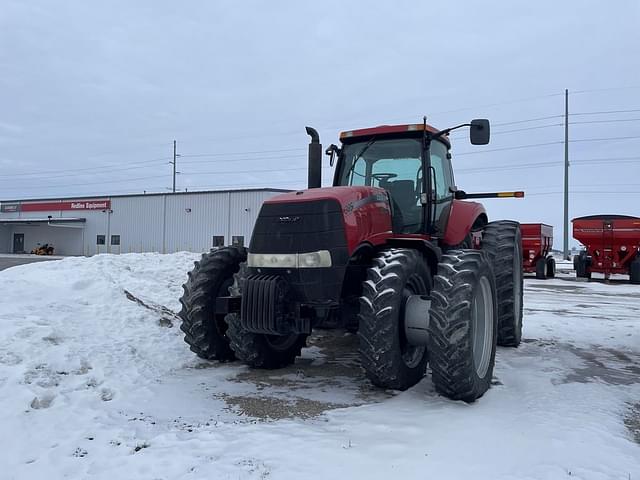 Image of Case IH Magnum 305 equipment image 1