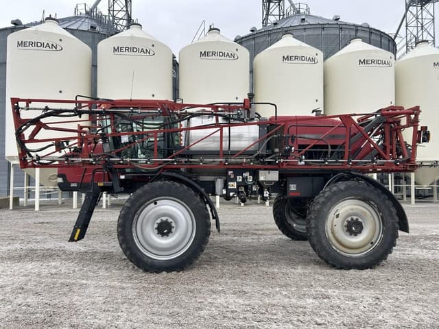 Image of Case IH Patriot 4420 equipment image 1