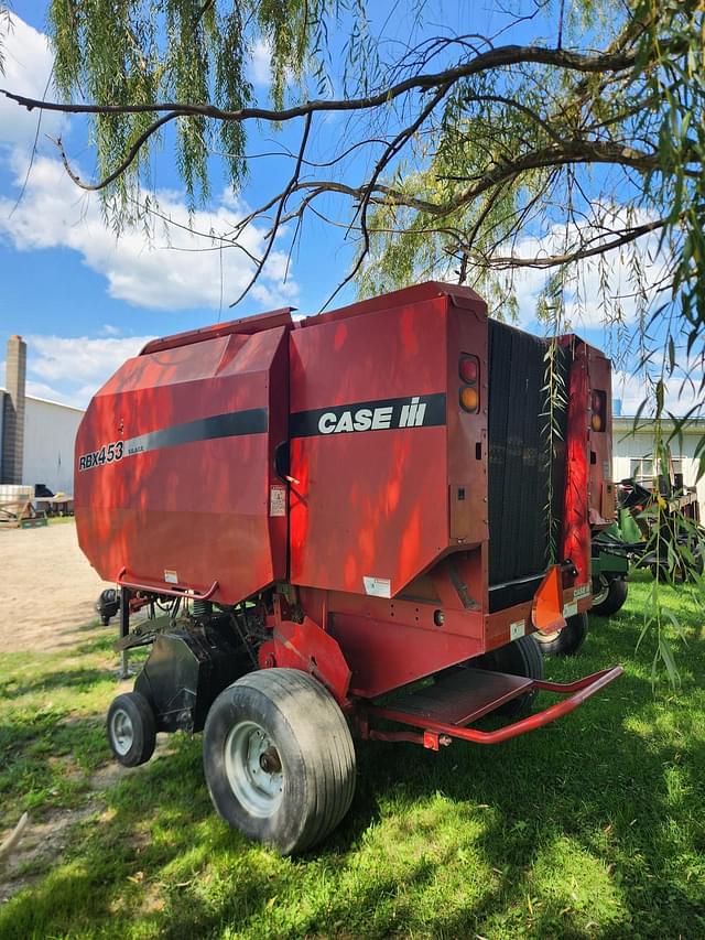 Image of Case IH RBX453 equipment image 1