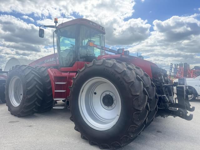 Image of Case IH Steiger 330 equipment image 2