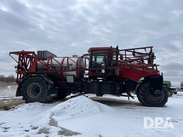 Image of Case IH Titan 3520 equipment image 4