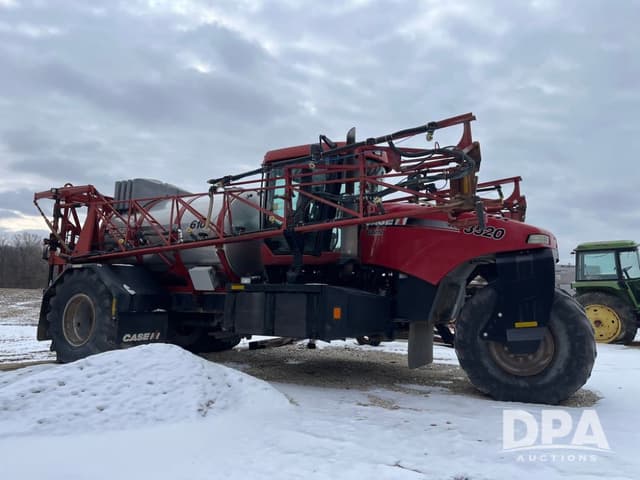 Image of Case IH Titan 3520 equipment image 3
