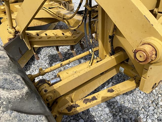 Image of Caterpillar 140H equipment image 4