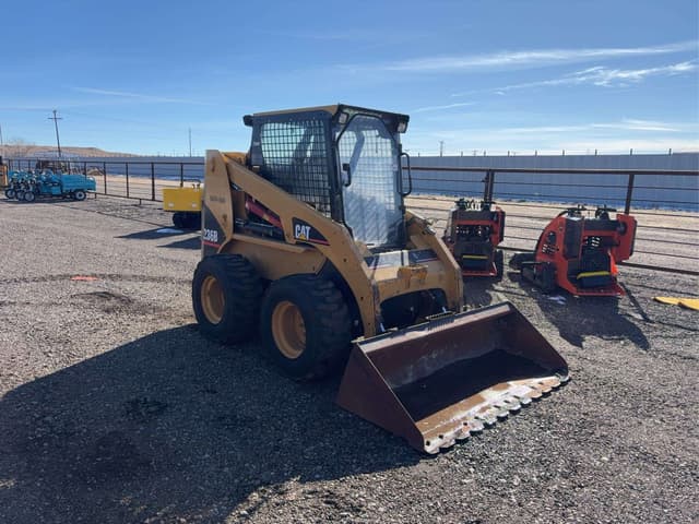 Image of Caterpillar 236B equipment image 1