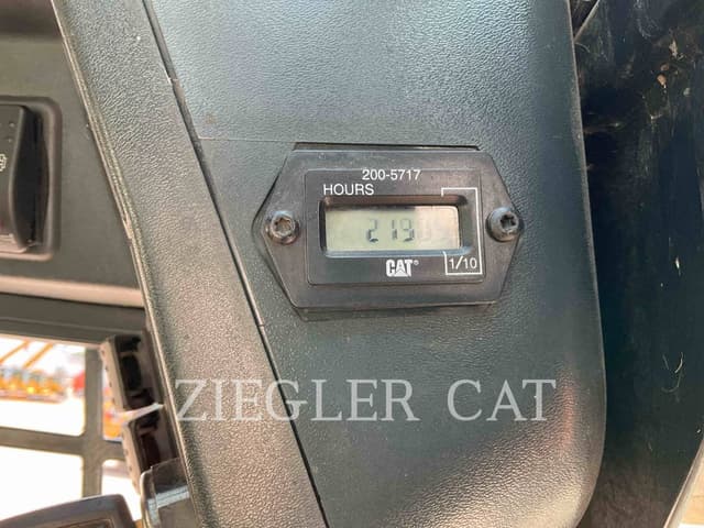 Image of Caterpillar 247B equipment image 4