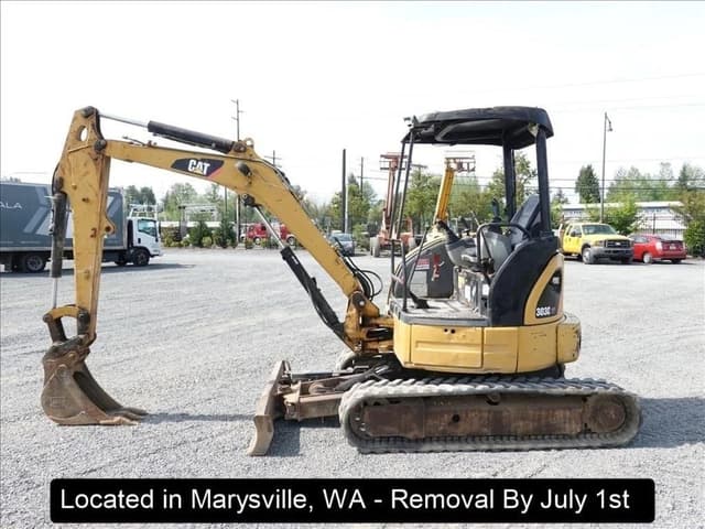 Image of Caterpillar 303C CR equipment image 3