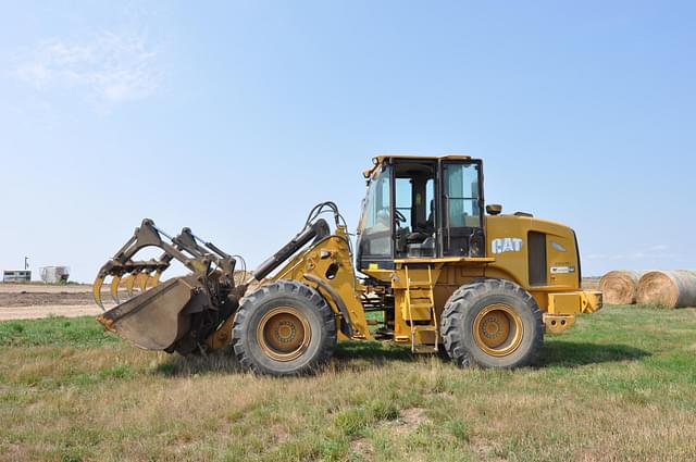 Image of Caterpillar 930G equipment image 3