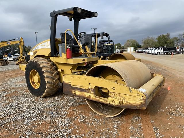 Image of Caterpillar CP-563E equipment image 3