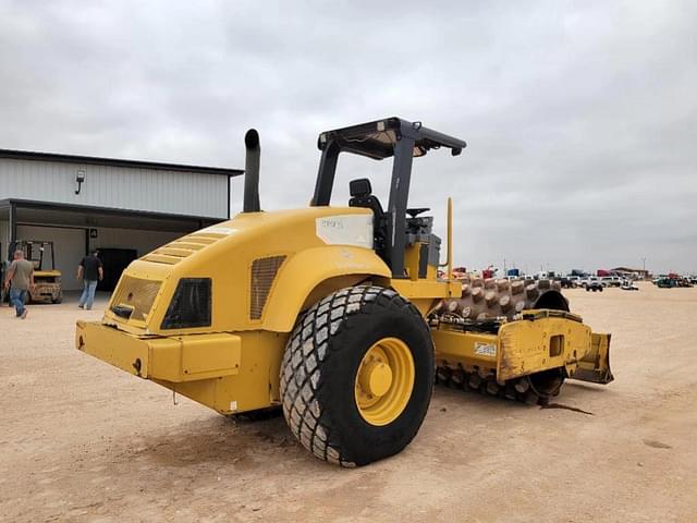 Image of Caterpillar CP-563E equipment image 4