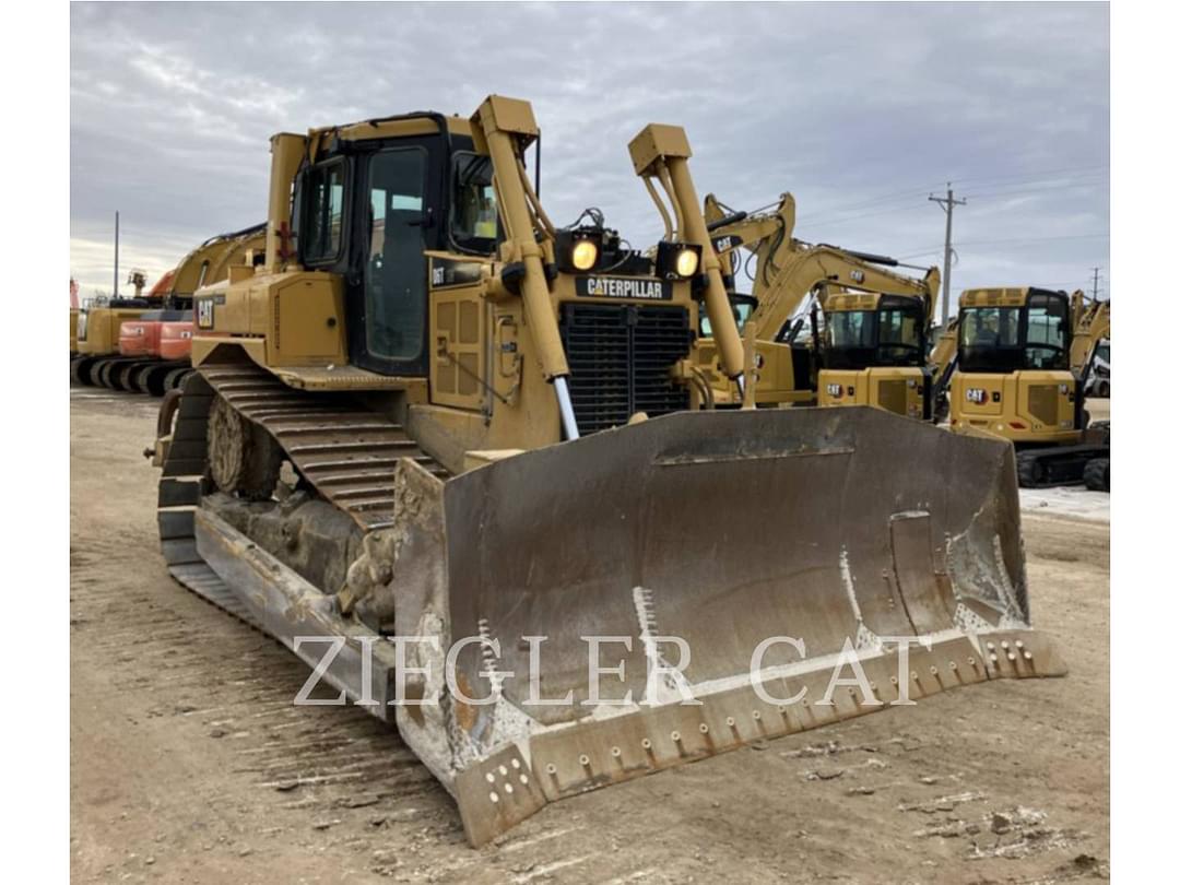 Image of Caterpillar D6T Primary image