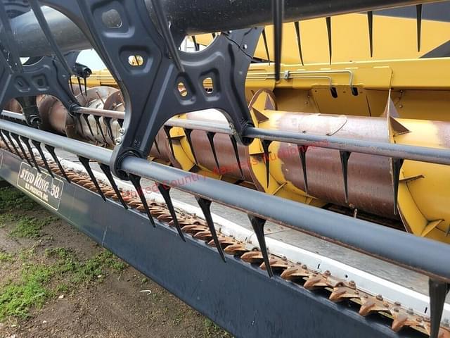 Image of Lexion F535 equipment image 3