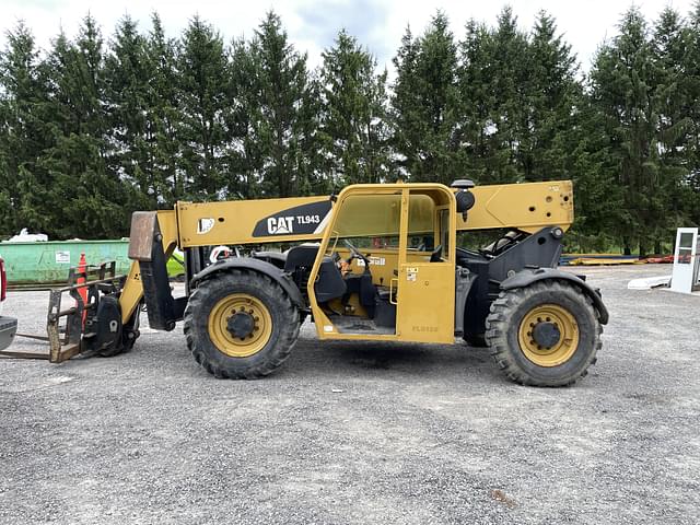 Image of Caterpillar TL943 equipment image 4