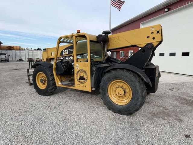 Image of Caterpillar TL642 equipment image 3