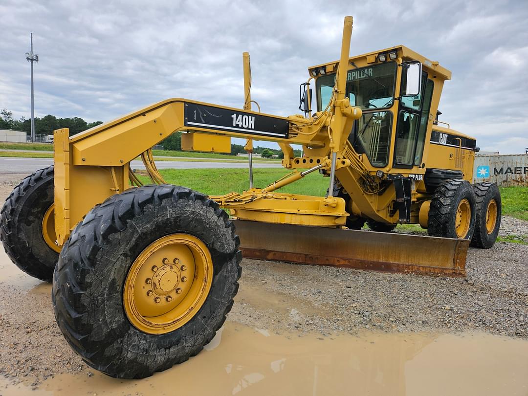 Image of Caterpillar 140H Primary image