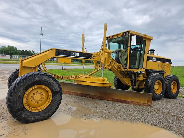 Image of Caterpillar 140H equipment image 2