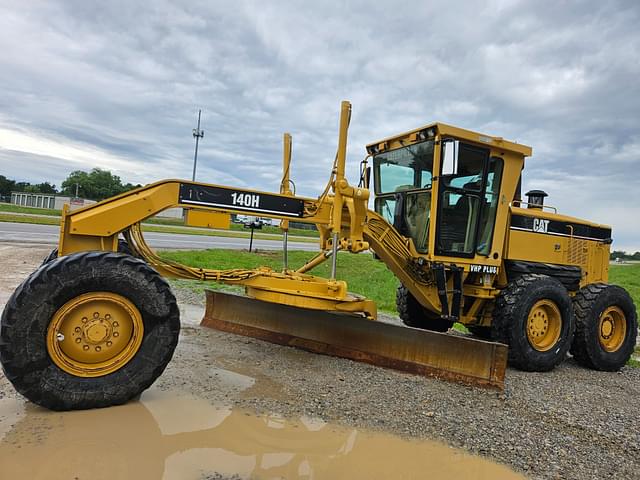 Image of Caterpillar 140H equipment image 3