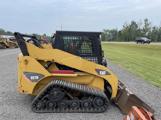Image of Caterpillar 247B equipment image 3
