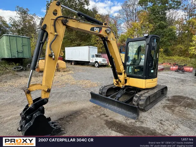 Image of Caterpillar 304C CR equipment image 3