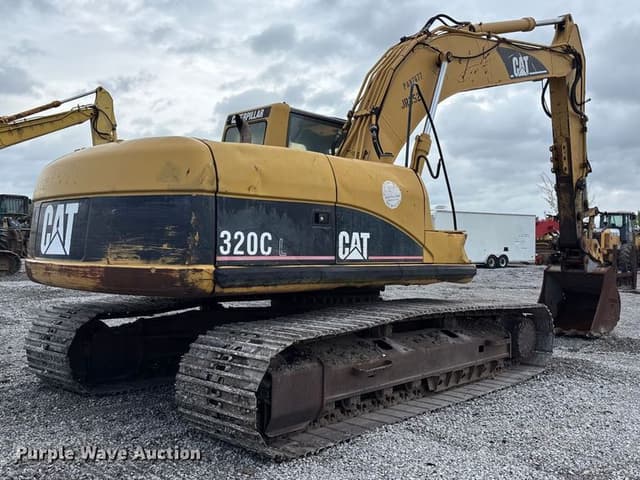 Image of Caterpillar 320C equipment image 4