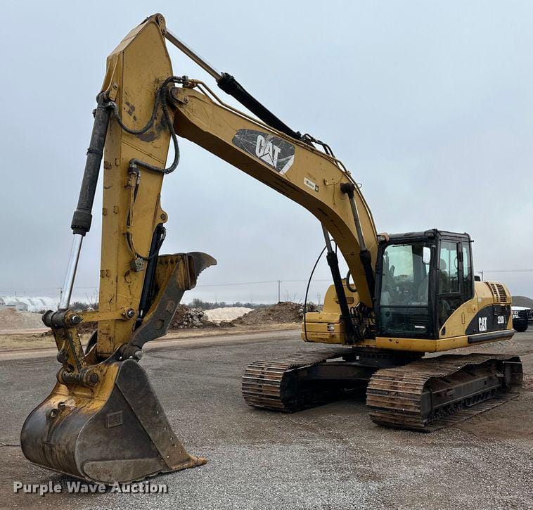 Main image Caterpillar 320D