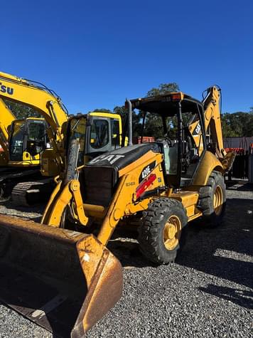 Main image Caterpillar 420E