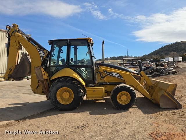 Image of Caterpillar 420E equipment image 3