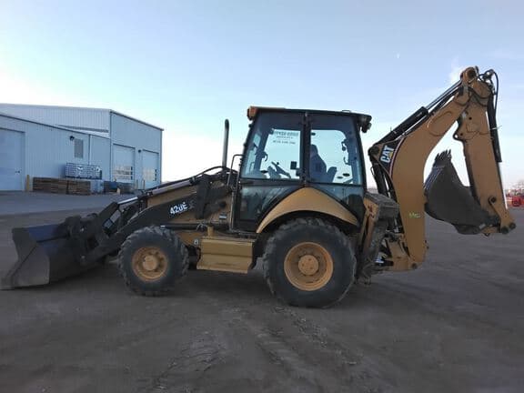 Image of Caterpillar 420E IT equipment image 1