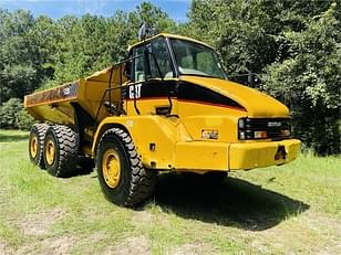 Main image Caterpillar 725 0