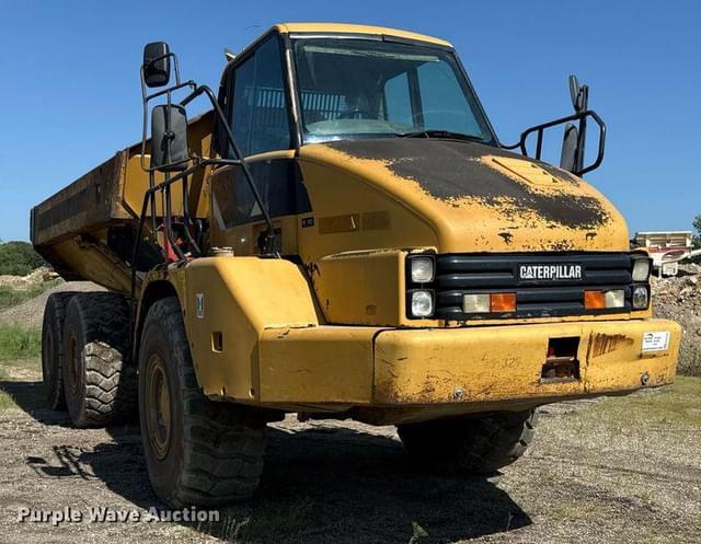 Image of Caterpillar 730 equipment image 2