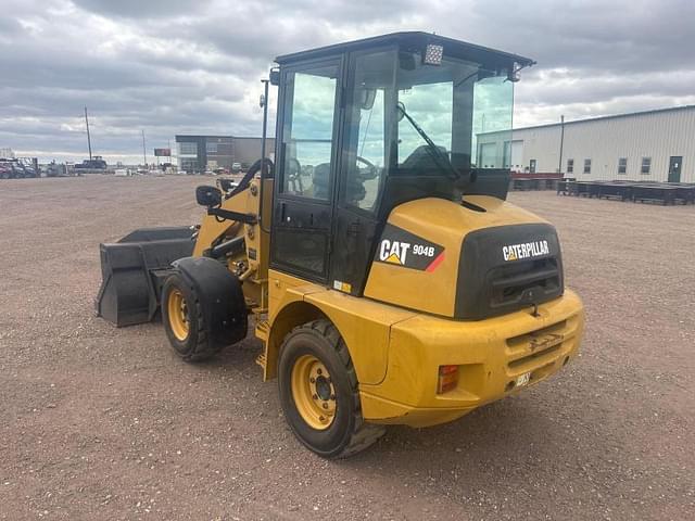Image of Caterpillar 904B equipment image 4
