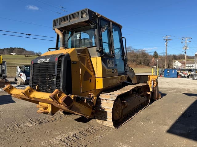 Image of Caterpillar 953D equipment image 4