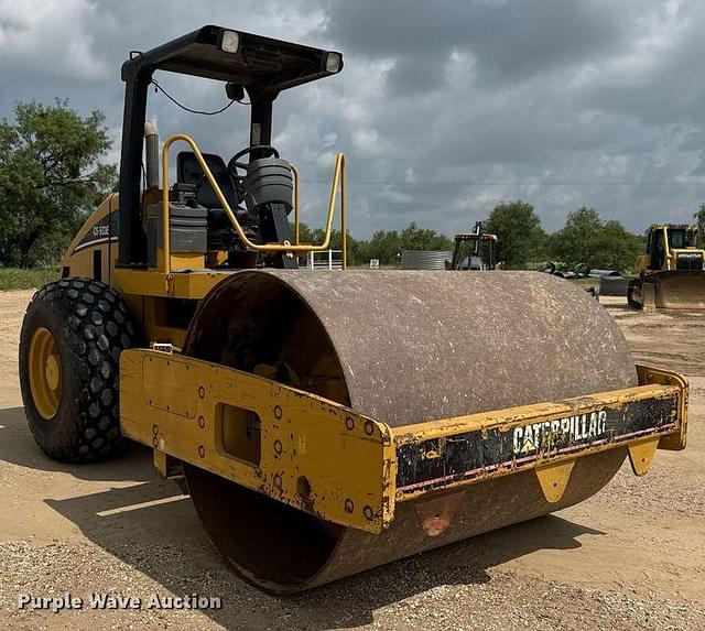 Image of Caterpillar CS-533E equipment image 2