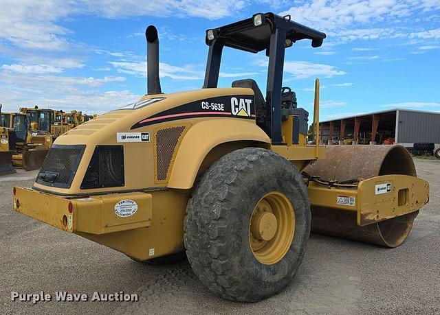 Image of Caterpillar CS-563E equipment image 4