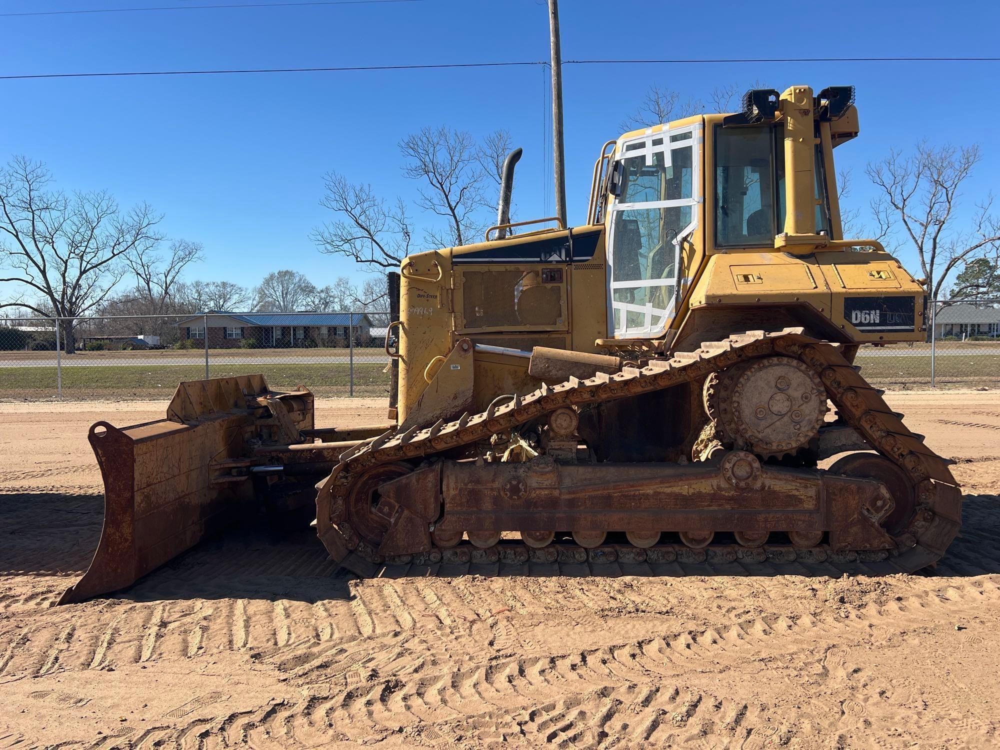 2007 Caterpillar D6N LGP Equipment Image0