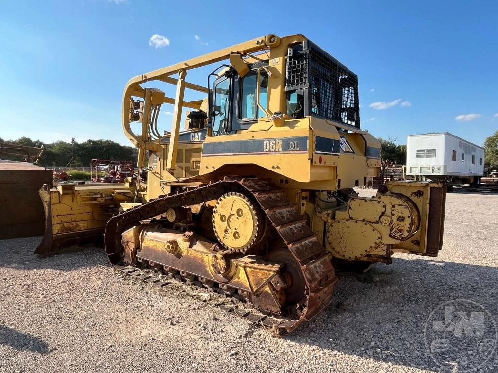 Image of Caterpillar D6R XL Image 1