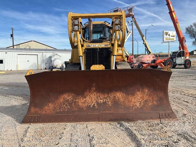 Image of Caterpillar D6R XL equipment image 1