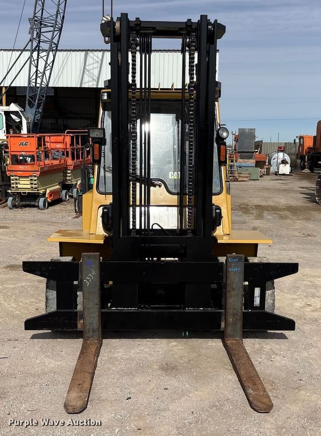 Image of Caterpillar DP70 equipment image 1