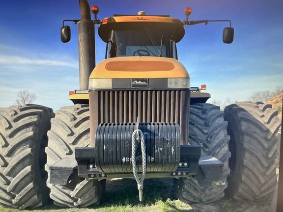 2007 Challenger MT965B Equipment Image0