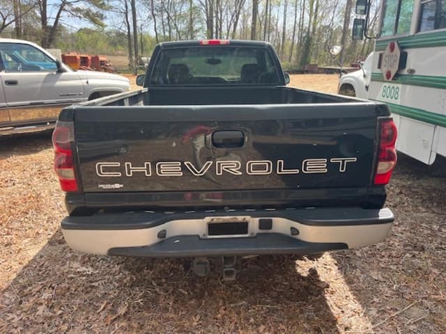 Image of Chevrolet 1500 equipment image 4