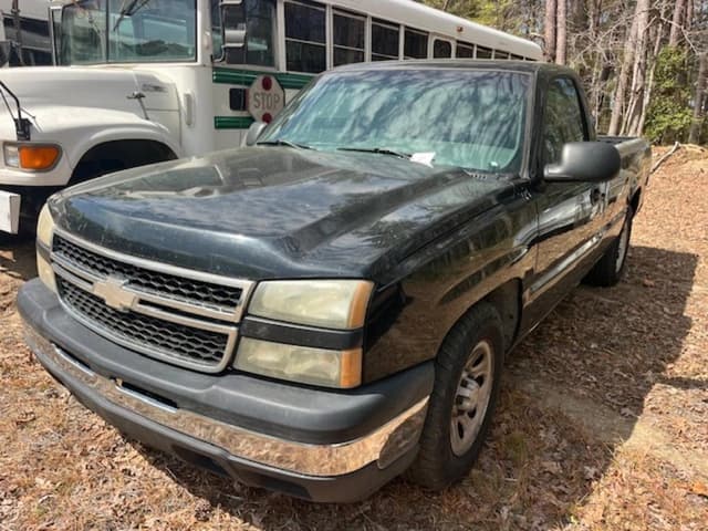 Image of Chevrolet 1500 equipment image 2