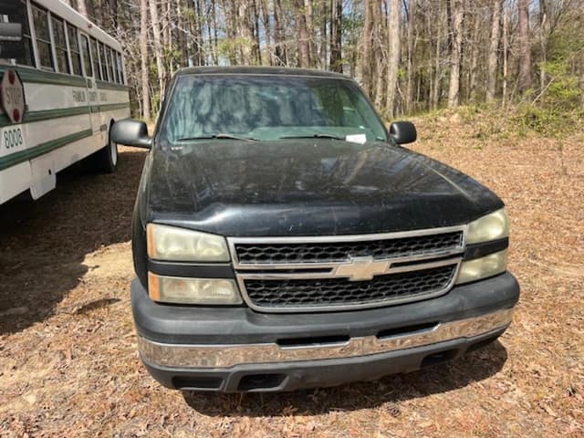 Image of Chevrolet 1500 equipment image 1