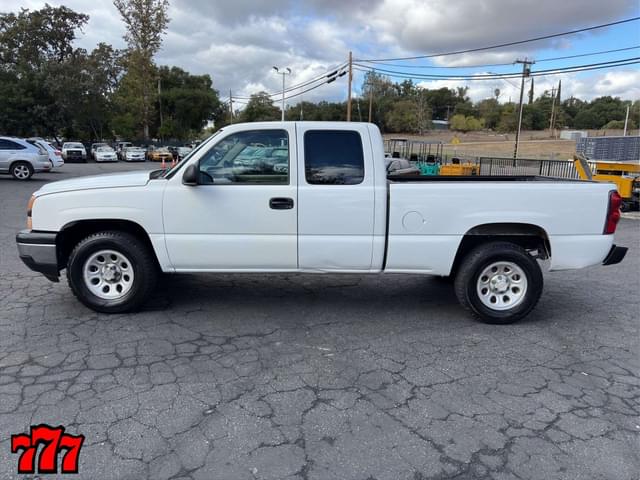 Image of Chevrolet 1500 equipment image 2