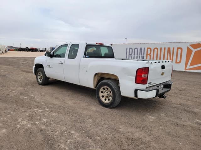 Image of Chevrolet 1500 equipment image 2