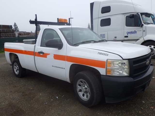 Image of Chevrolet 1500 equipment image 1